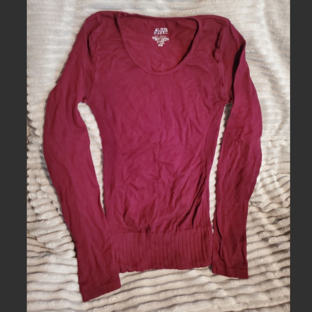 Active Basic Long Sleeve Tee - (Burgundy)